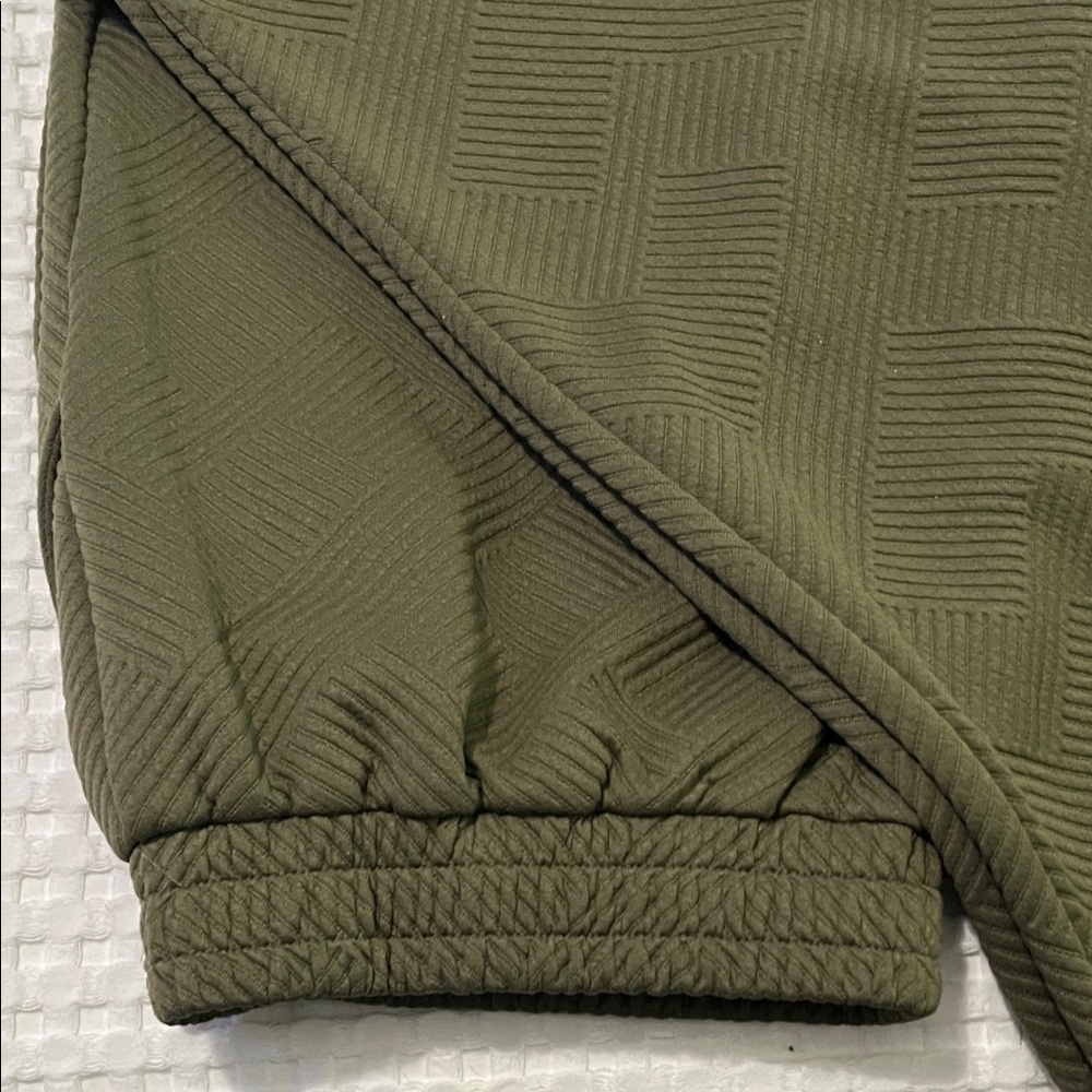 Amazon Olive Green Short Sleeve Sweatshirt Set - Picture 4 of 6